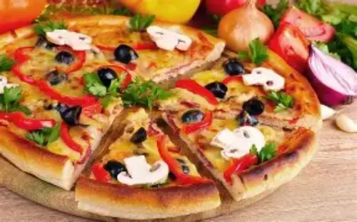 Farm House Veg. Pizza